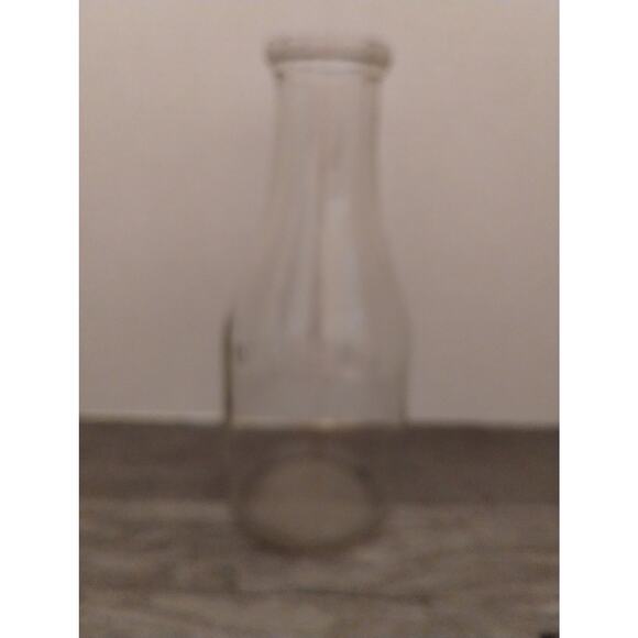 Duraglas One Quart Milk Bottle - Picture 1 of 4